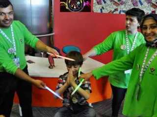 Konya Bilim Merkezi Etkinlikleri Sifigu (Sihirbaz Fizikçiler Grubu)