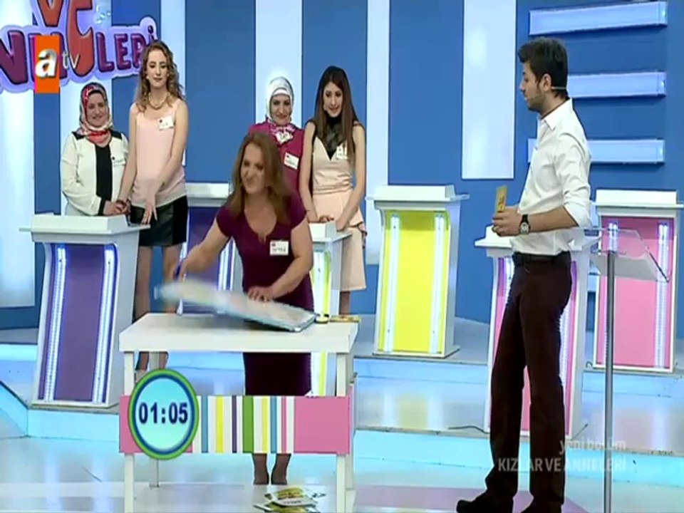 kizlarveanneleri2nisan1
