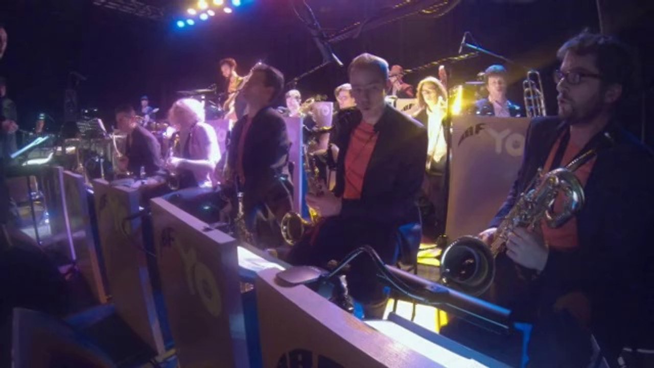 LES MONOKINIS chanson live Yo + big band de Fontaine