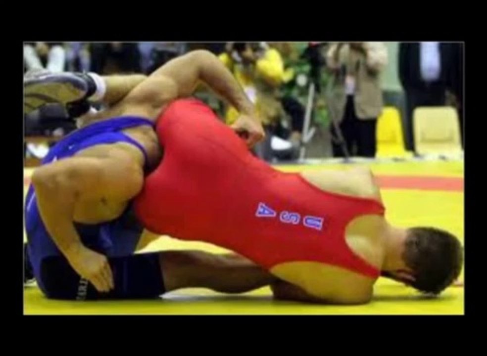 SPORTS BLOOPERS - EPIC FAIL COMPILATION 2014 MARCH