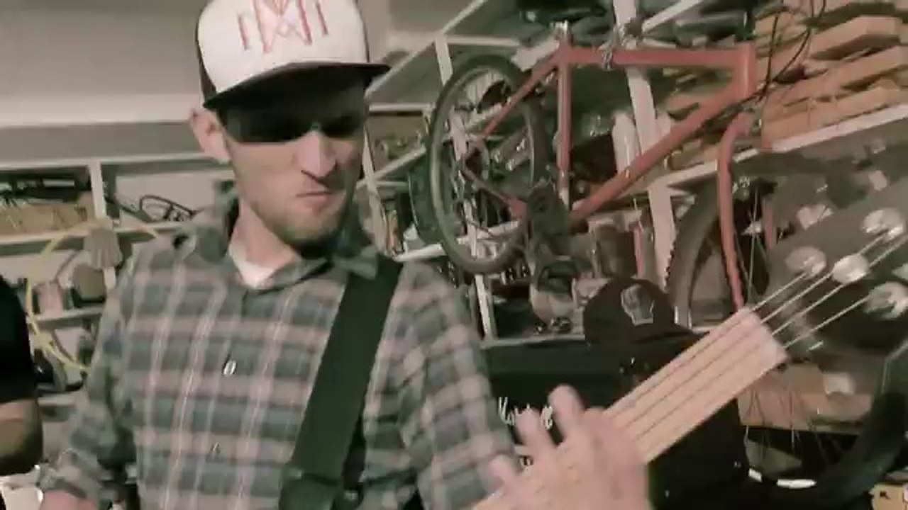 Collin-Us ★ S.O.S Hardcore [HD] - CLIPE OFICIAL
