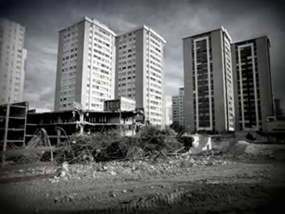 Epinay-sur-Seine (93) : visite de la cité "Super M"