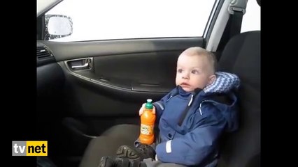 Araba Yıkama Makinesine Giren Bebe