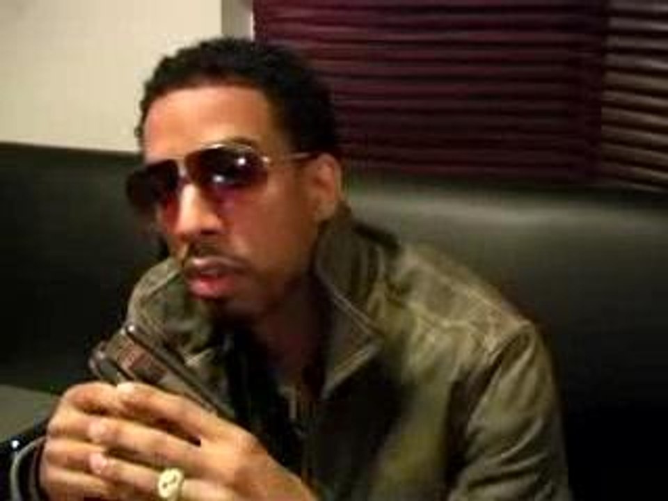 Ryan Leslie talks to a young producer