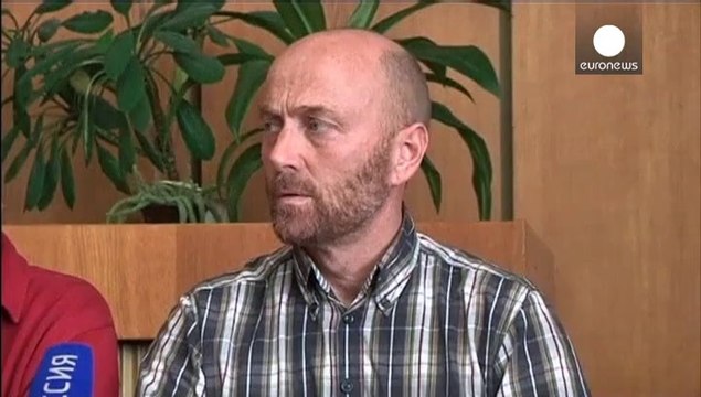 Ukraine OSCE observers freed by Slovyansk pro-Russian separatists