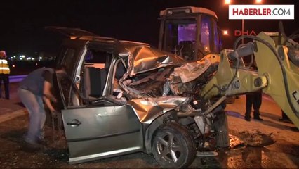 İş Makinasına Çarpan Aracın Motoru 70 Metre İleri Savuruldu: 1 Ölü