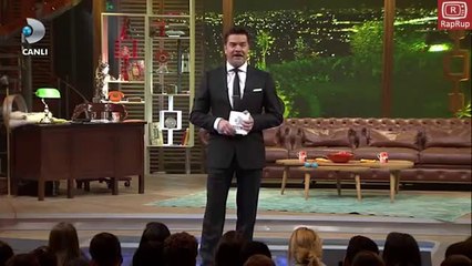 Beyaz'dan ırkçılığa muzlu protesto - Beyaz Show