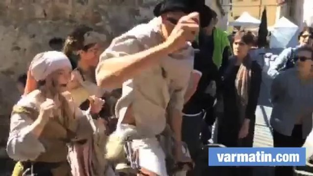 Troubadours et chevaliers à la foire médiévale de Saint-Maximin