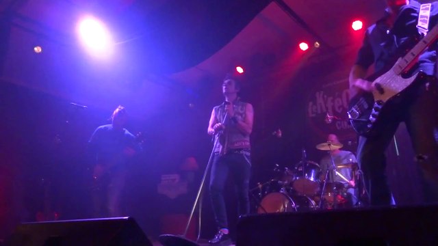 Box of Brats - I'm so bored