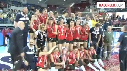 Vakıfbank Şampiyon Oldu