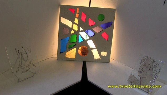 Vitraux de Cécile Vantey à la chapelle Vaugelas