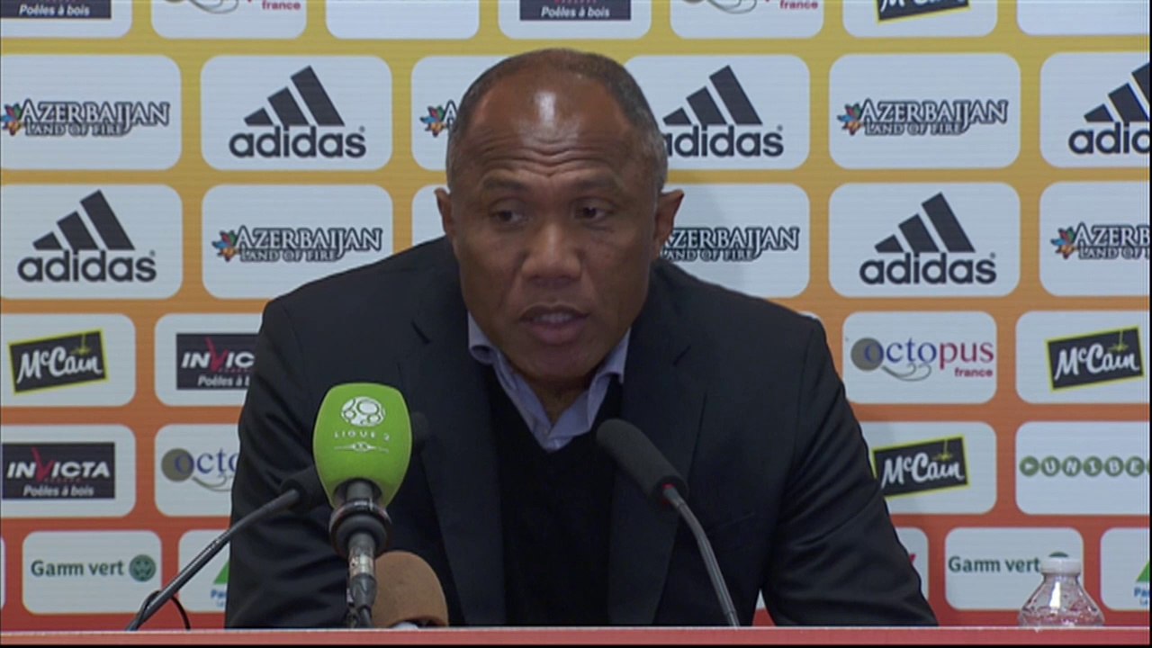 Conférence de presse RC Lens - Angers SCO (0-0) : Antoine  KOMBOUARE (RCL) - Stéphane MOULIN (SCO) - 2013/2014