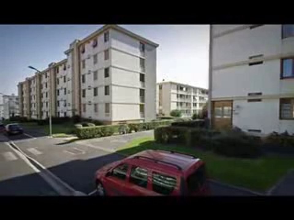 Joué-lès-Tours (37) : visite de la cité "Le Morier"