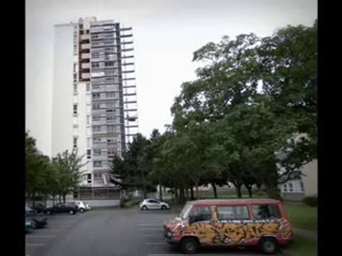 Hérouville-Saint-Clair (14) : visite de la cité La Grande Delle