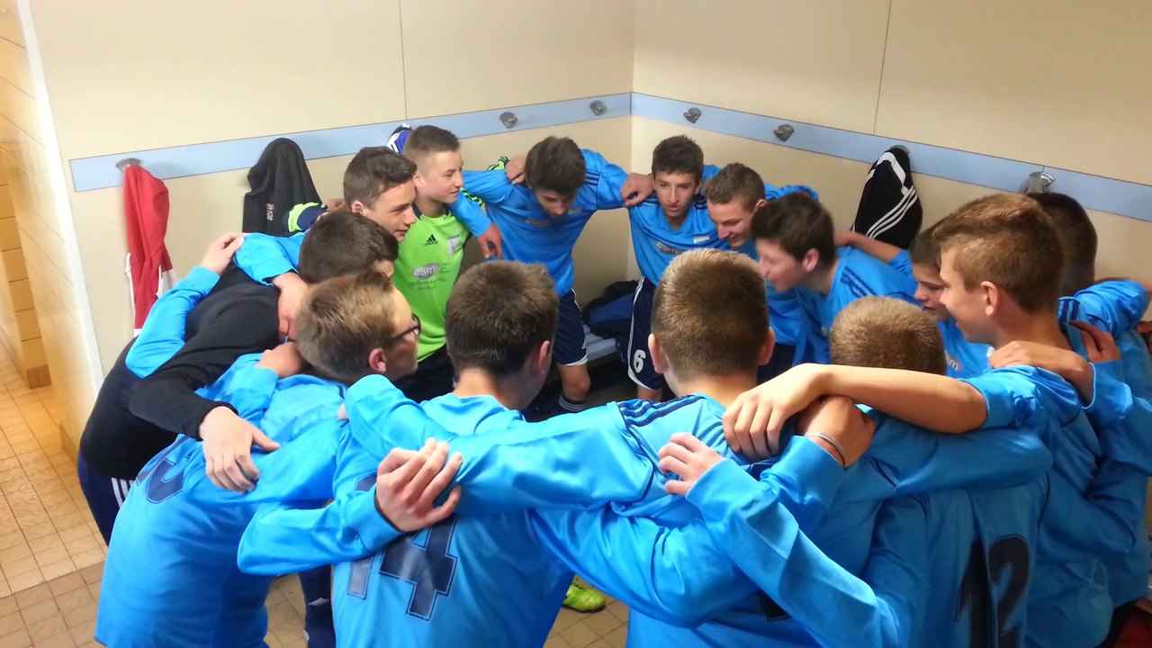 Victoire des U15 à St André
