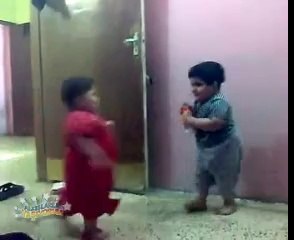 Dünyanın En Tatlı Dövüşü