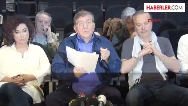 Arşiv Tiyatroculardan 'Afife Tiyatro Ödülleri' Jüri Üyelerine Tepki