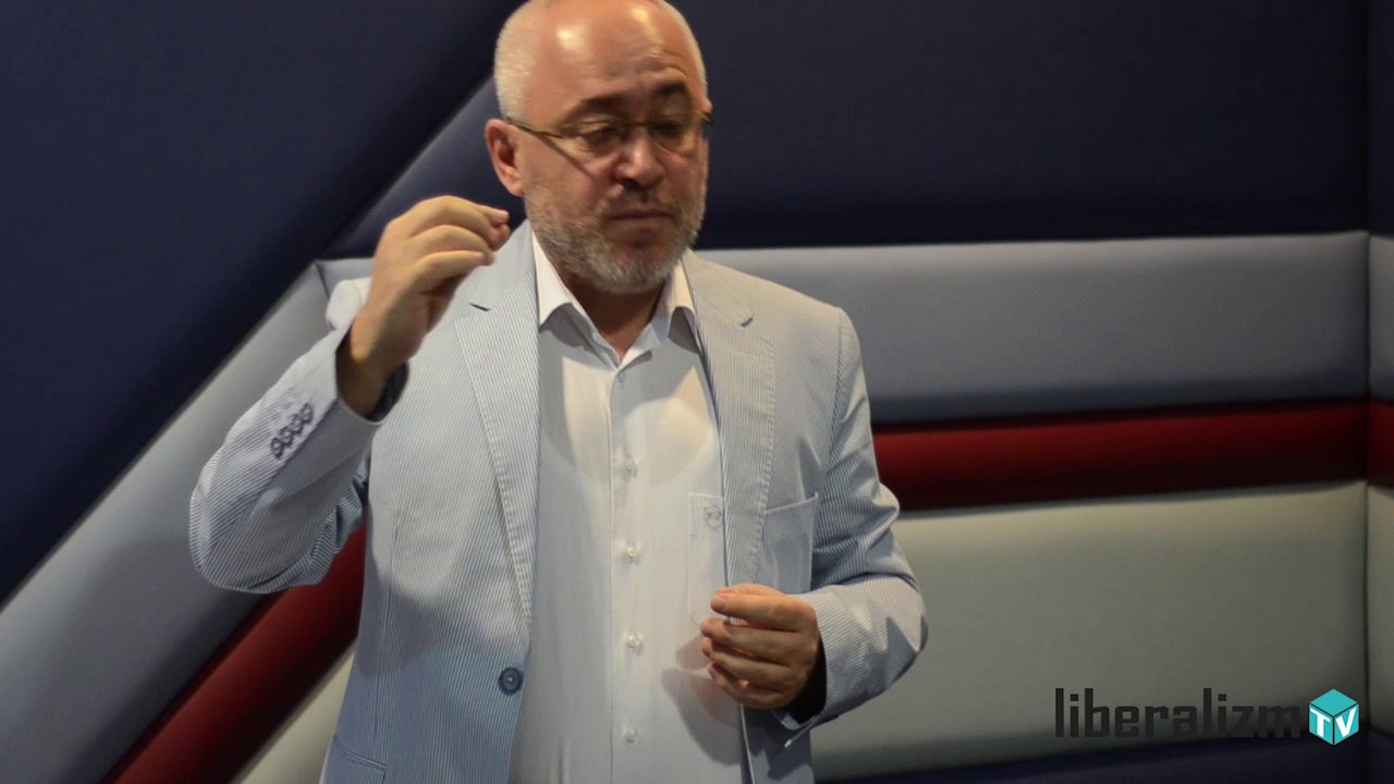 Orhan Kemal Cengiz: "Türkiye'de Mevcut Demokrasi Anlayışının En Eksik ve Düzeltilmesi Gereken Yönleri Nelerdir?"