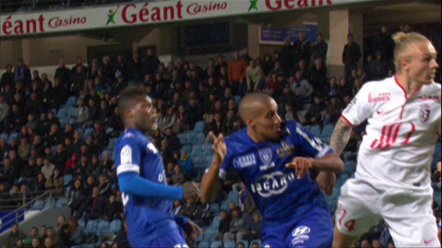 But Wahbi KHAZRI (85ème) - SC Bastia - LOSC Lille - (1-1) - 02/05/14 - (SCB-LOSC)