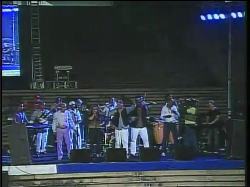 Los Van Van en concierto