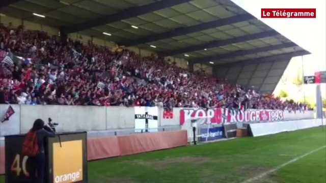 Guingamp. Chaude ambiance au Roudourou en attendant les joueurs