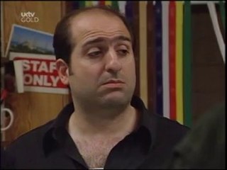 The Bill S15E02 Chasing shawdows