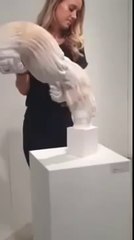 Kağıttan İnanılmaz Akordiyon Heykel