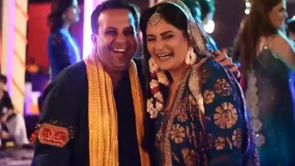 Pakistani Celebs Dancing at Wedding