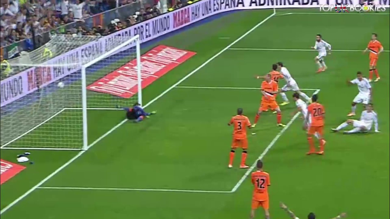 Ronaldo Flick Goal vs Valencia - 040514