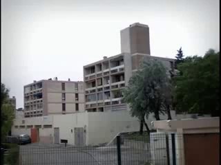 Marseille (13) : visite de la cité "Les Cigalons"