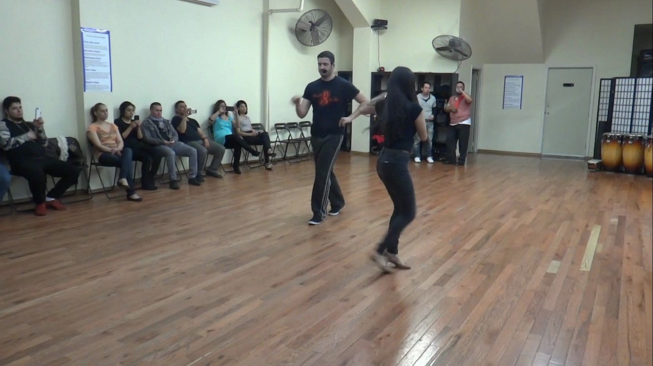 Nieves Latin Dance Studio - Salsa Lessons