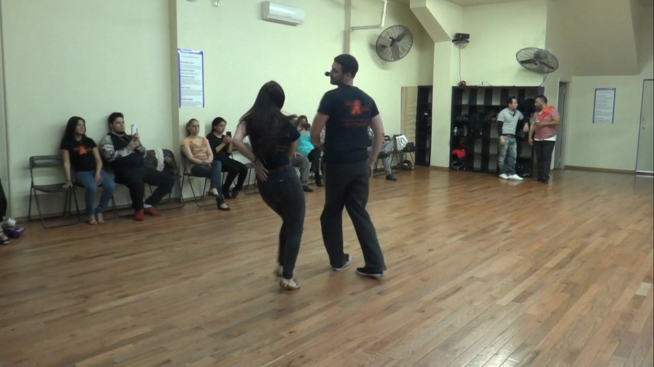 Salsa Dance Lessons at Nieves Latin Studio