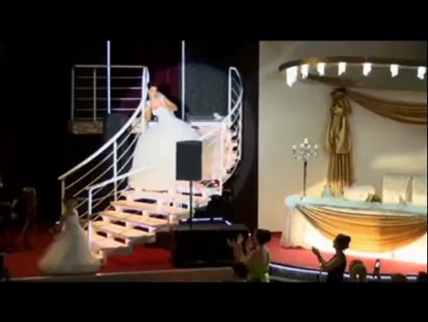 Gelin İle Damat'ın Düğün Salonuna Muhteşem Girişi