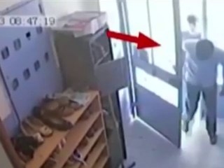 4.ncü kattan atlayıp yürüyerek kaçan hırsız