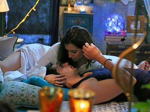 Sidharth Malhotra And Shraddha Kapoors Steamy Song In Ek Villain