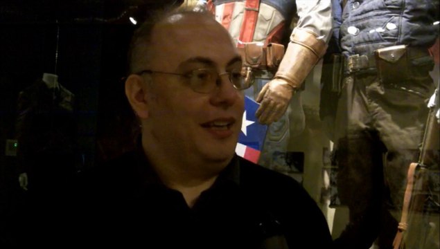 Comment en 1940 Superman met fin à la seconde guerre mondiale et Thor libère Paris.