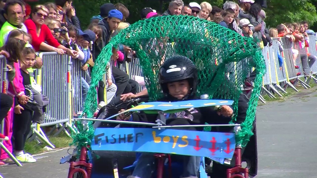 Célà tv Le JT - La course de caisses à savon de Villeneuve les Salines fête ses 20 ans