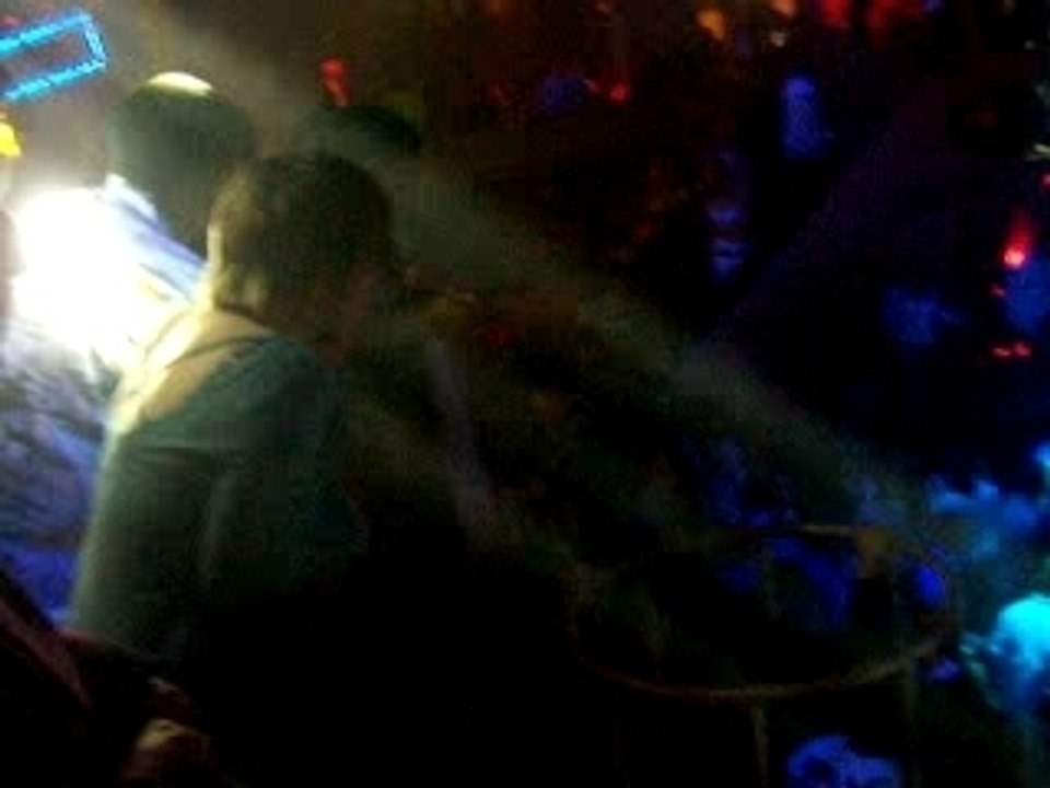 DJ Sergio aux platines