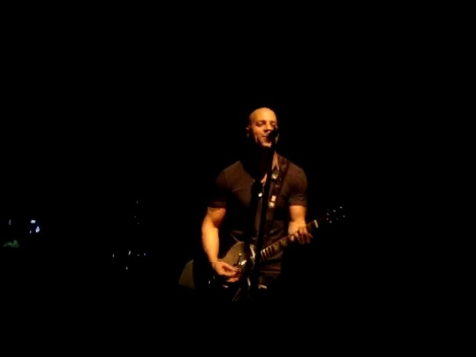 Daughtry - Over You
