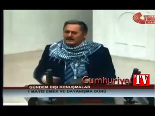 Süleyman Çelebi kürsüye poşu ile çıktı