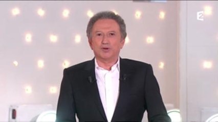 Michel Drucker demande au public... d'applaudir sa chienne