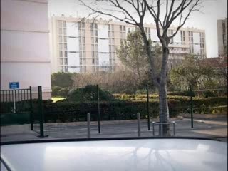 Marseille (13) : visite de la cité "Sainte-Geneviève"