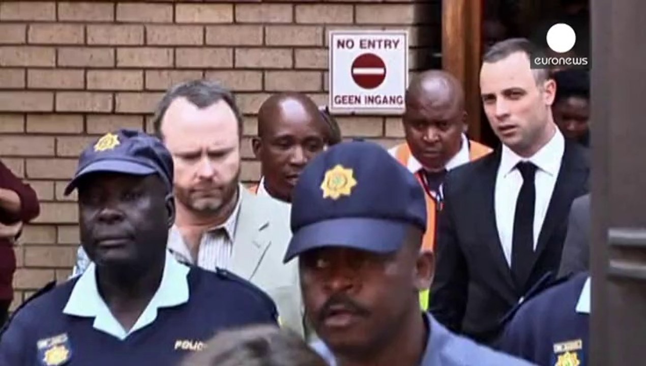 Pistorius "screaming" after shooting Reeva Steenkamp