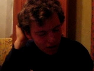 regis apprend a chanter