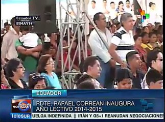 Inaugura presidente Correa año escolar 2014/2015 de Ecuador