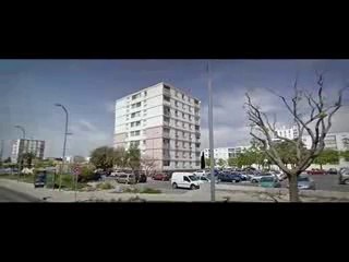 Martigues (13) : visite de la cité "Le Mas de Pouane"