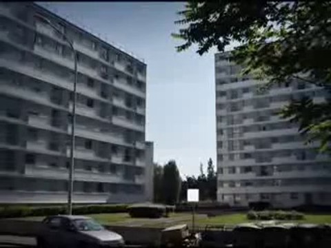 Meudon (92) : visite de la cité La Forêt