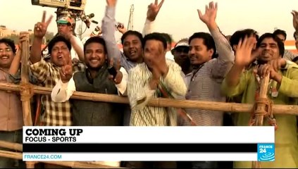 IN THE FRENCH PAPERS - Hollande is his own worst enemy