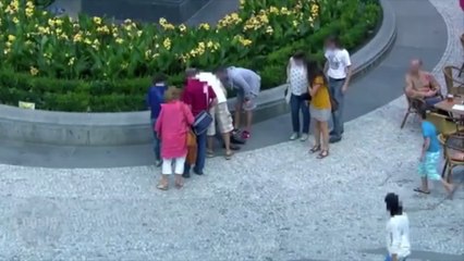 Deux hommes en détresse : lequel sera sauvé le plus rapidement ?