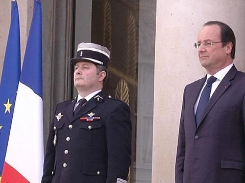La nouvelle stratégie de communication de François Hollande - 06/05